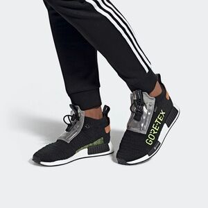 Adidas GORE-TEX EE5895